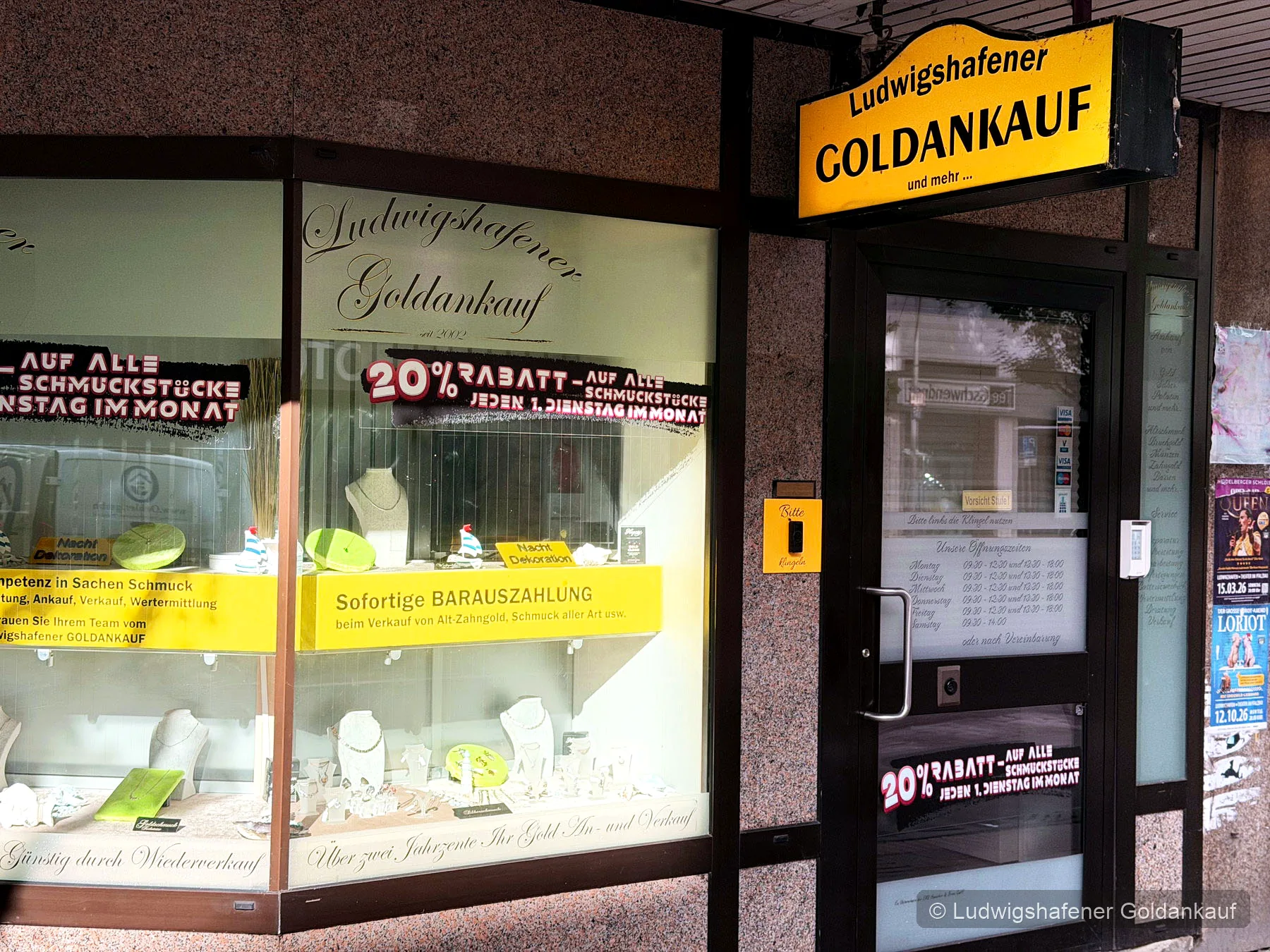 Schaufenster der Filiale